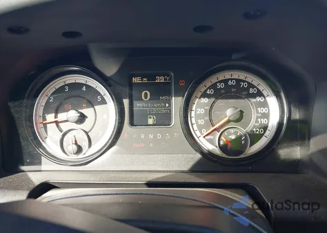 2015 Ram 1500 Express из США, поврежденный, VIN 1C6RR6FG8FS658819